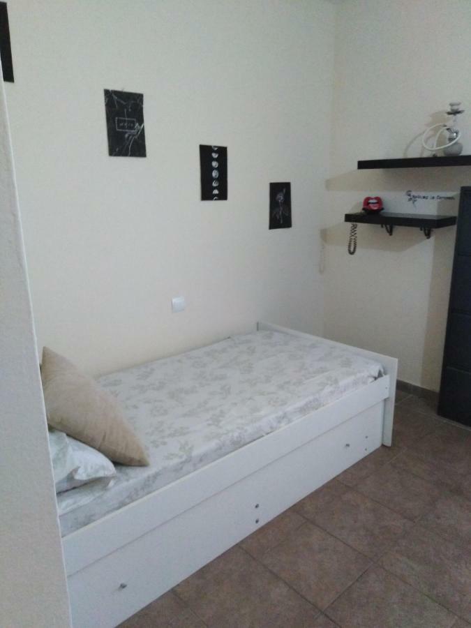 Habitaciones En Casa Compartida Retamar Алмерия Екстериор снимка